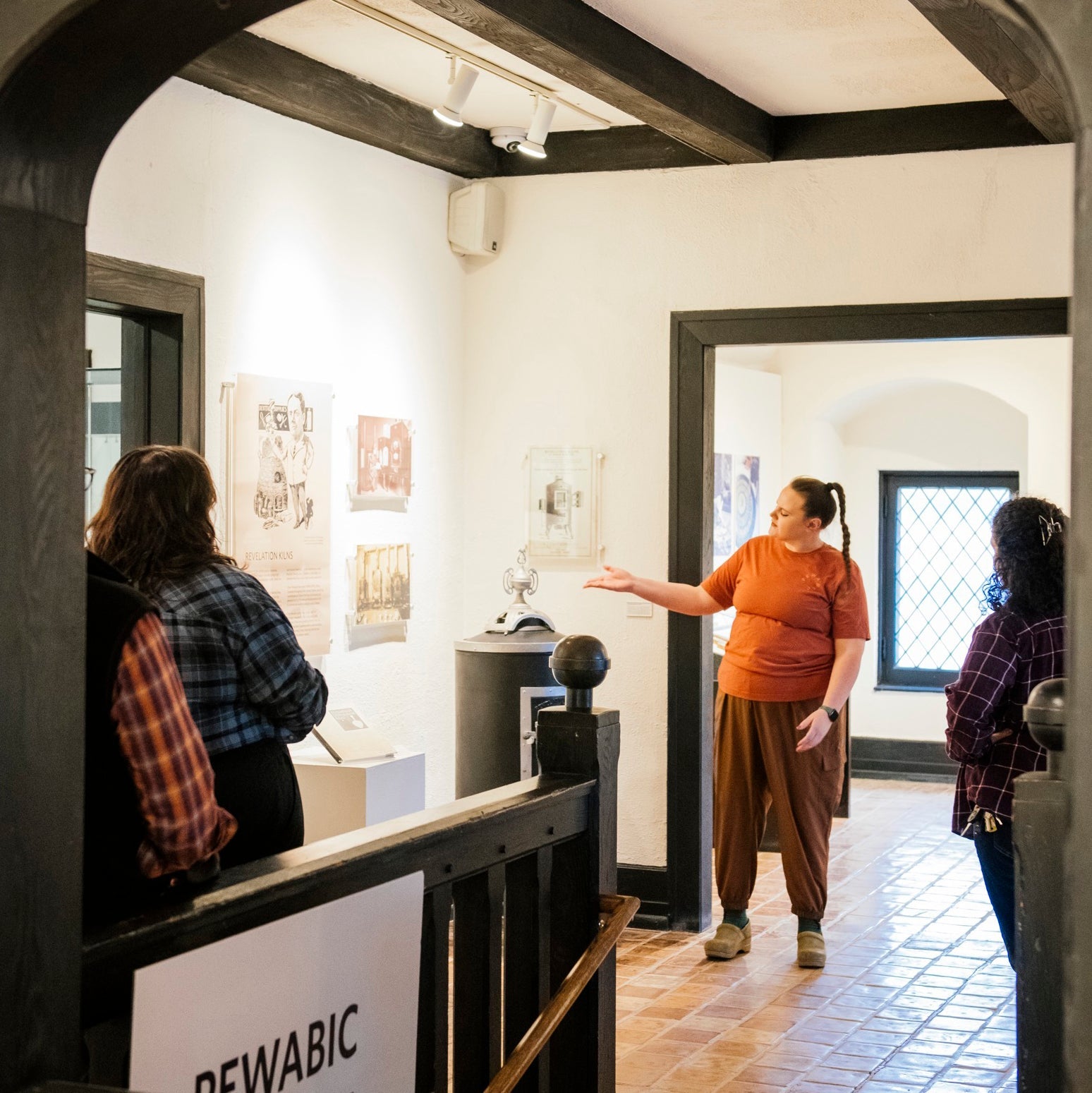 Docent-Led Pottery Tours – Pewabic Pottery