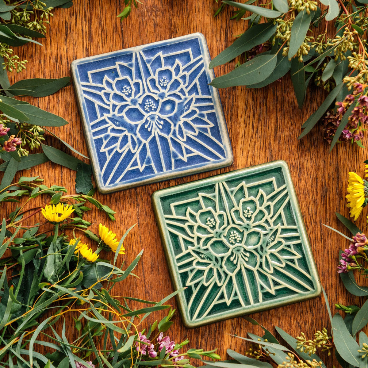 ドイツ製ビンテージ タイル 8枚セット AWS Keramik ボタニカルアート Rhododendron Tile – Pewabic Pottery