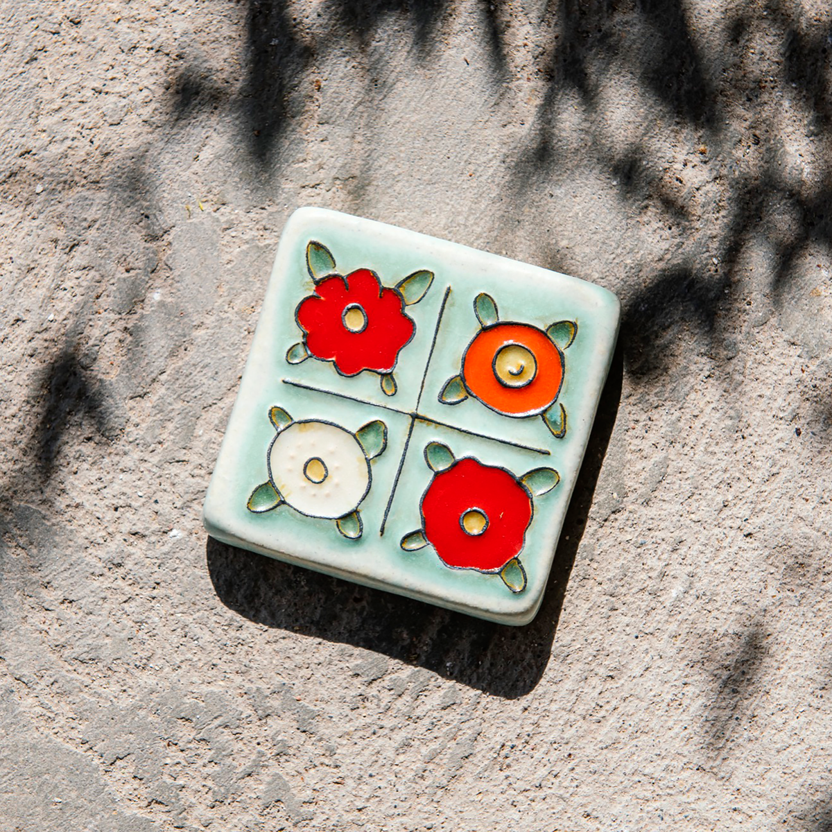 Hand-Painted Four Flowers Tile – Pewabic Pottery