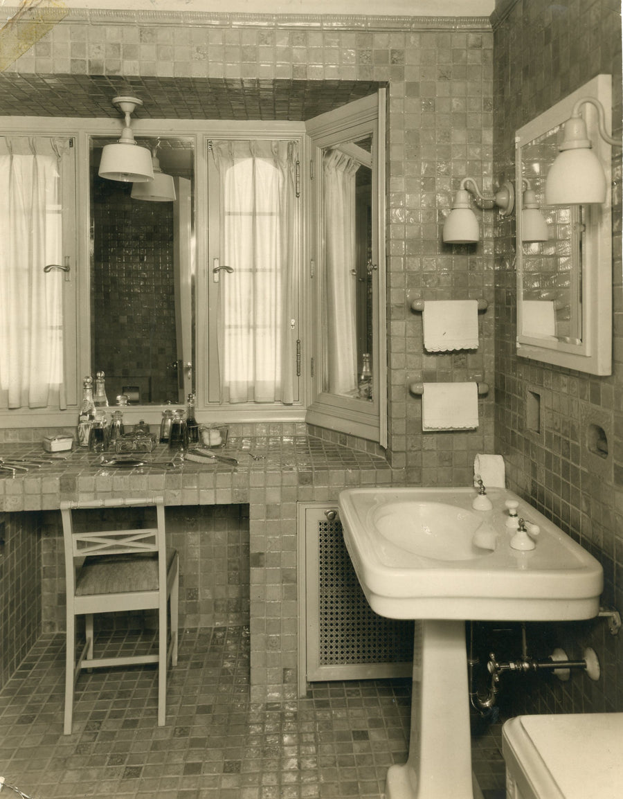 Virtual History Talks – Pewabic Pottery