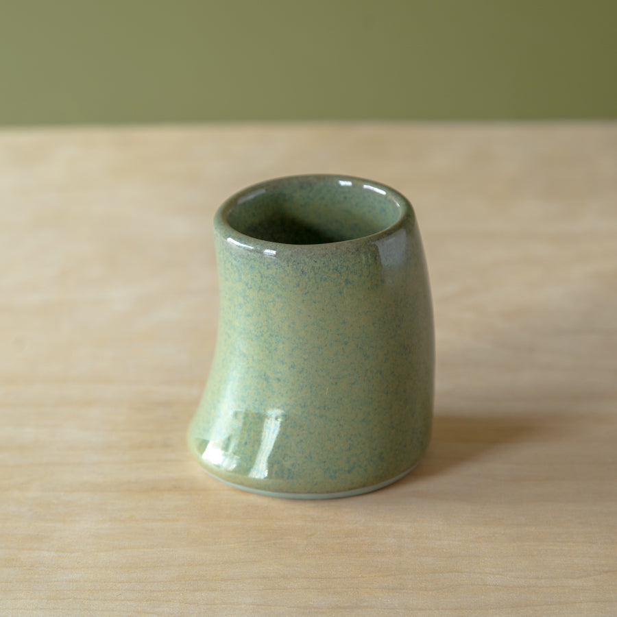 Arenivar-Gomez | Moss Curved Cup