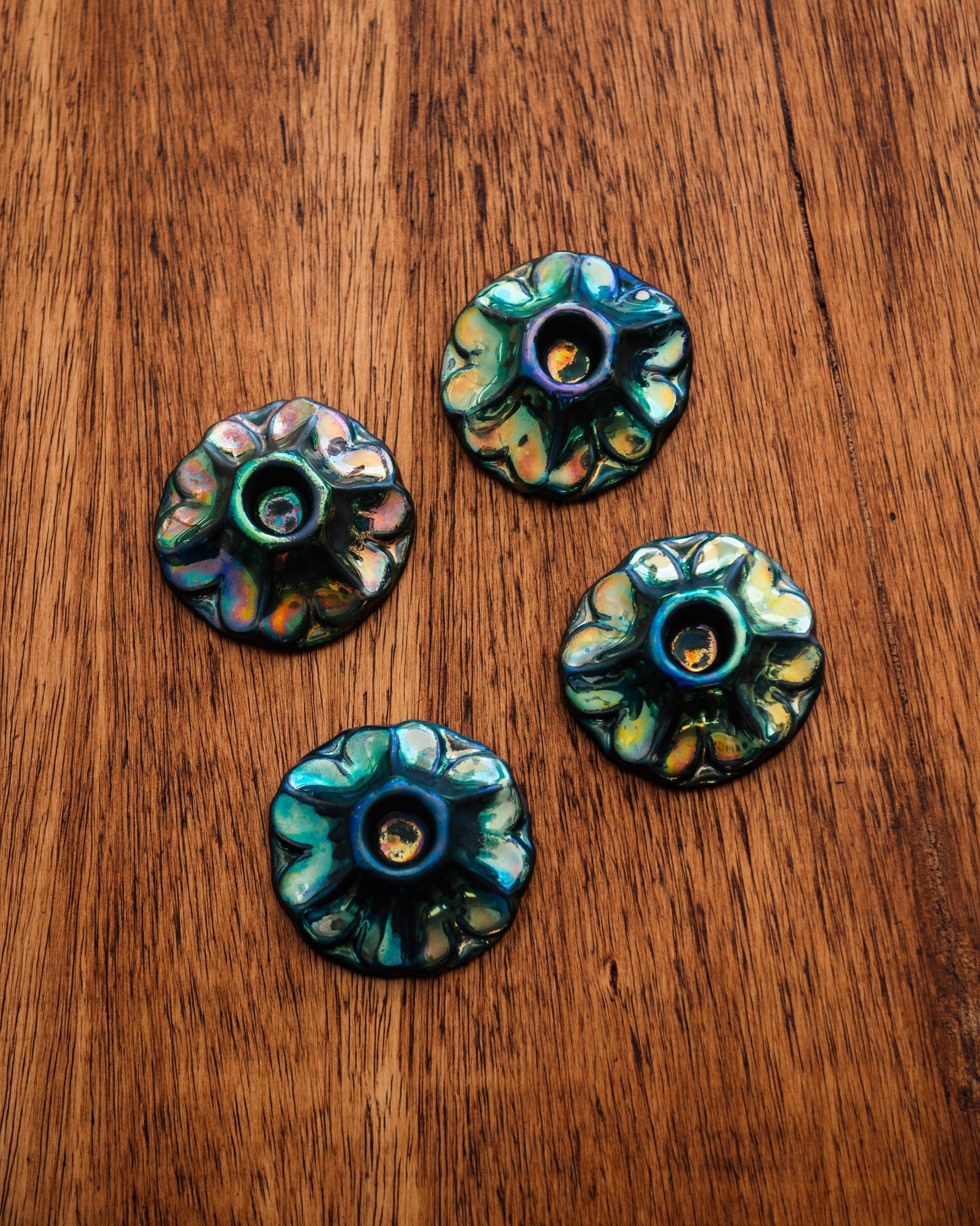 Scalloped Candle Holder | Iridescent