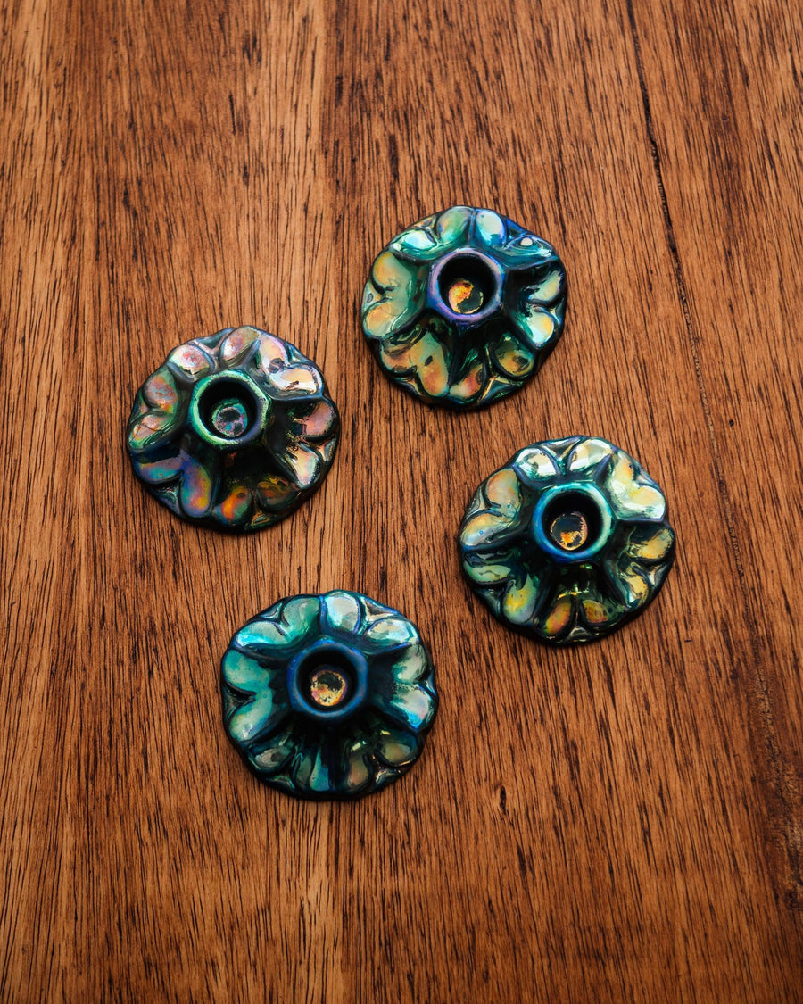 Scalloped Candle Holder | Iridescent