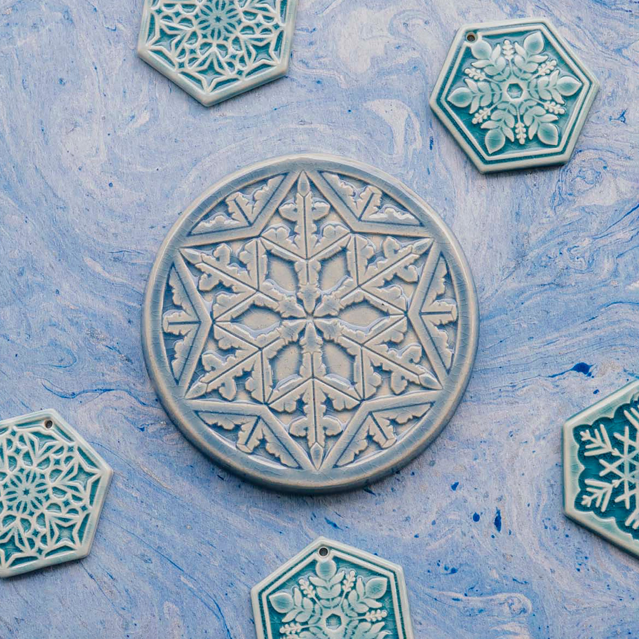 6" Snowflake Trivet