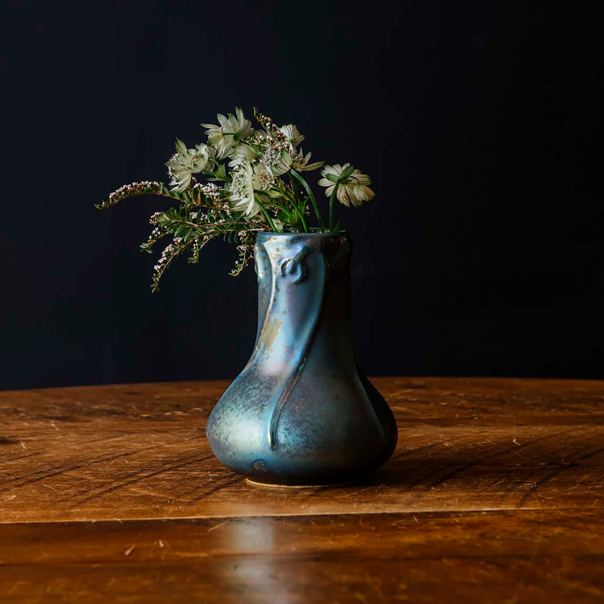 Snowdrop Vase | Iridescent