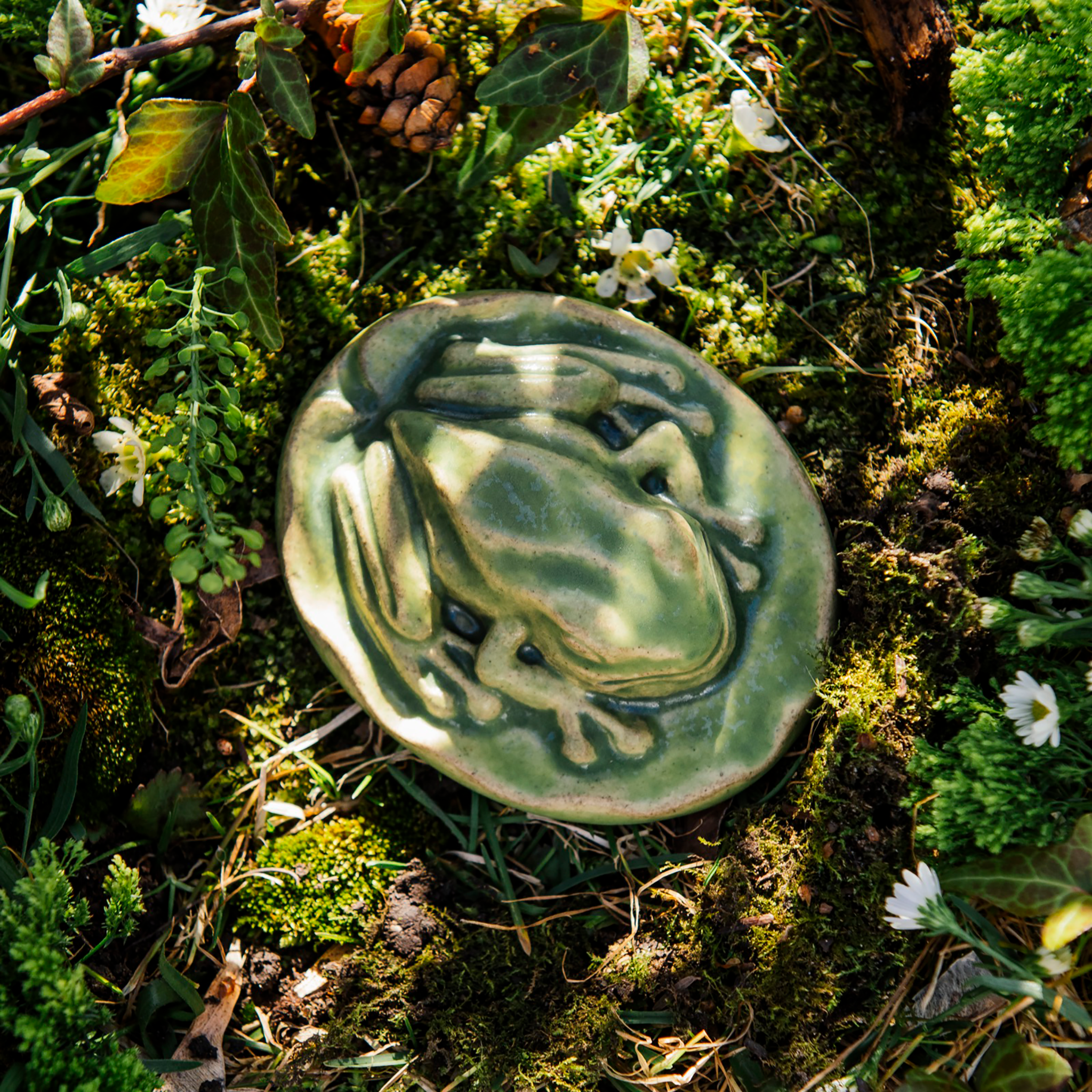 This Frog Paperweight matte bright light green Lime glaze.