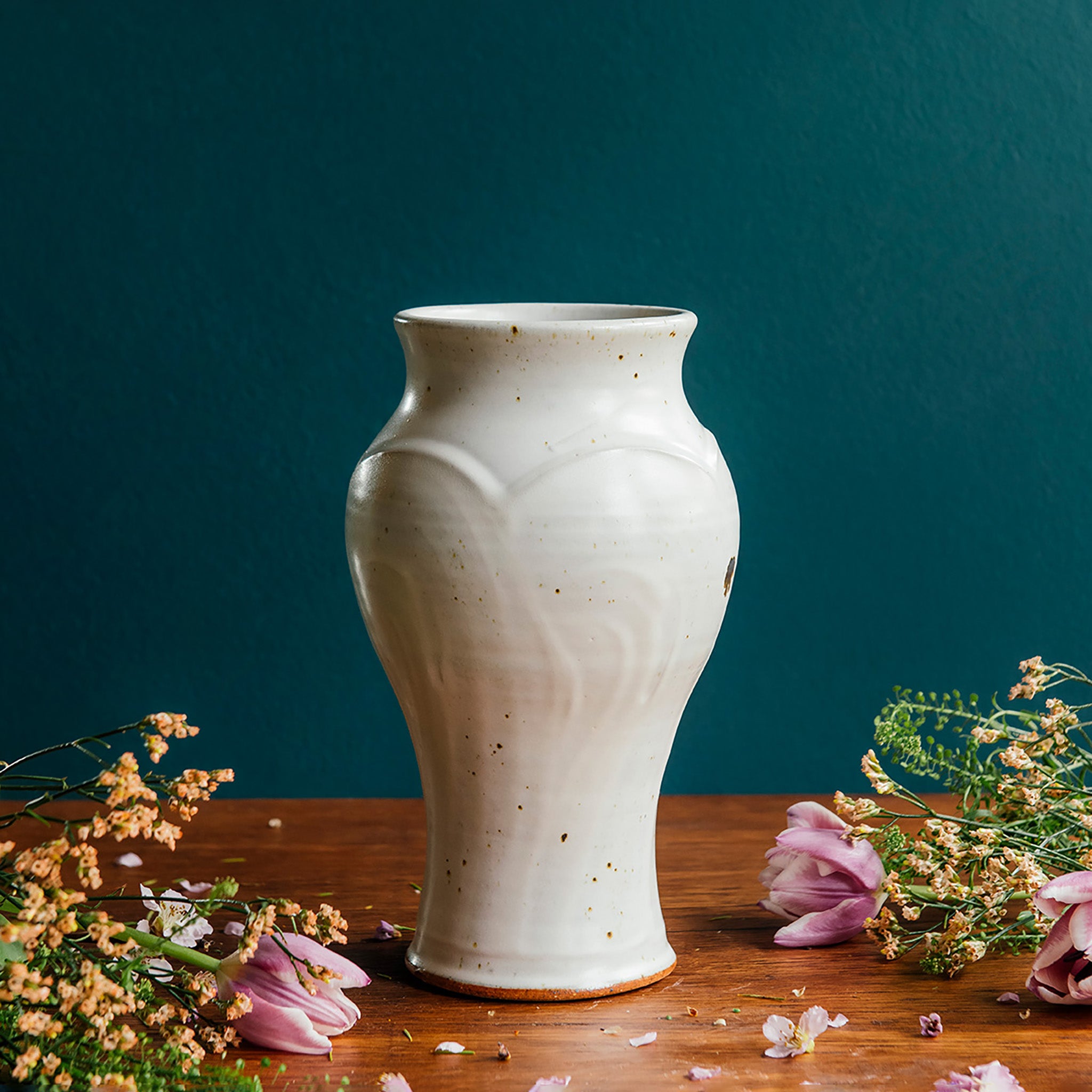 Medium Classic Vase