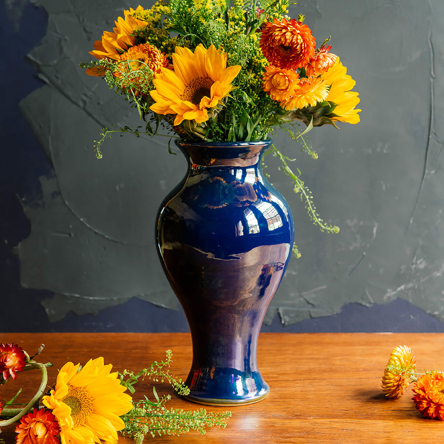 Large Classic Vase | Iridescent