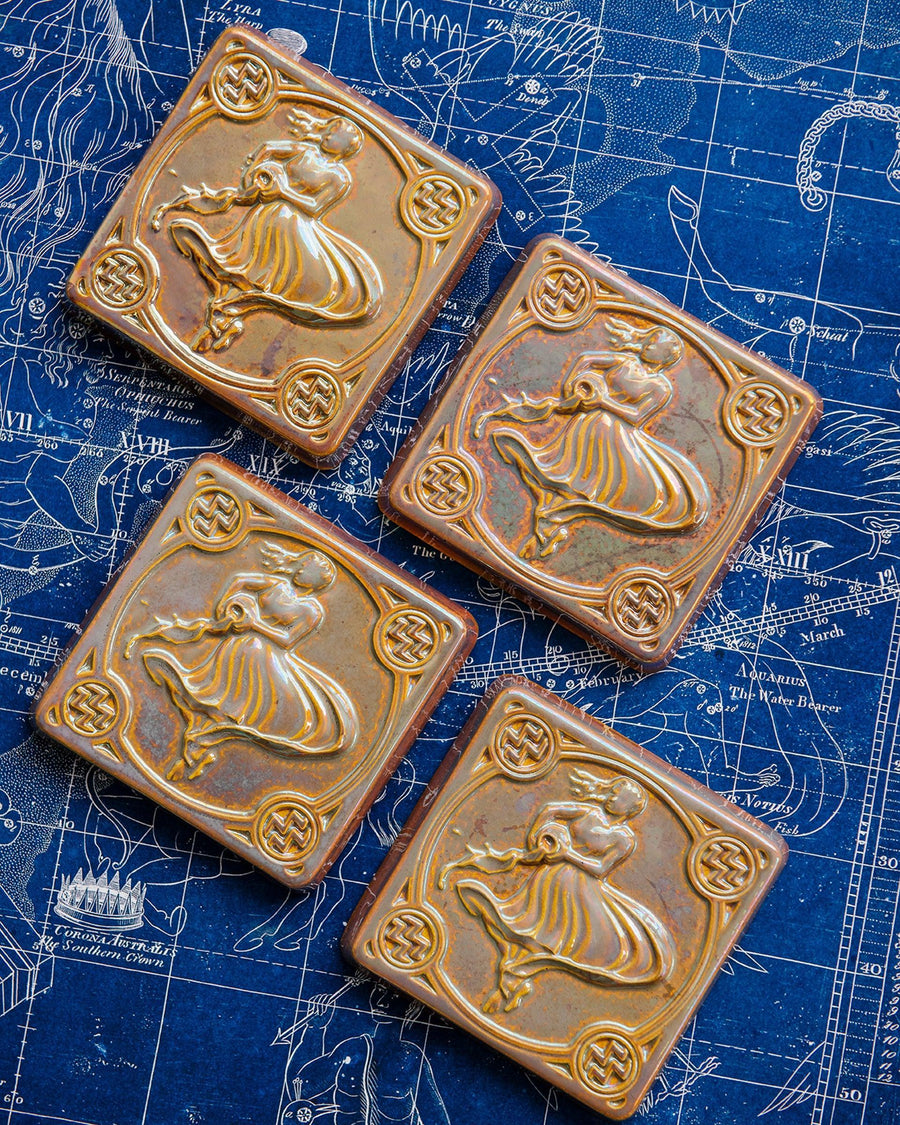 Aquarius Zodiac Tile | Iridescent