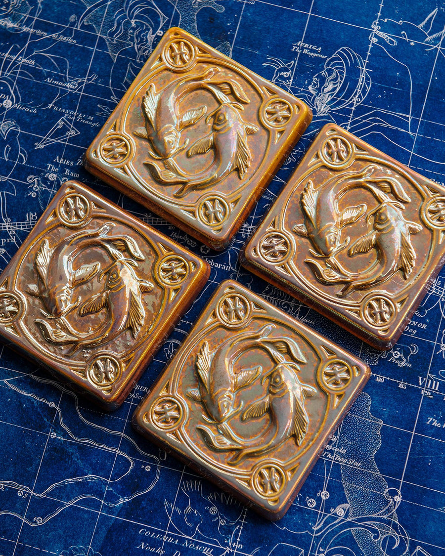 Pisces Zodiac Tile | Iridescent