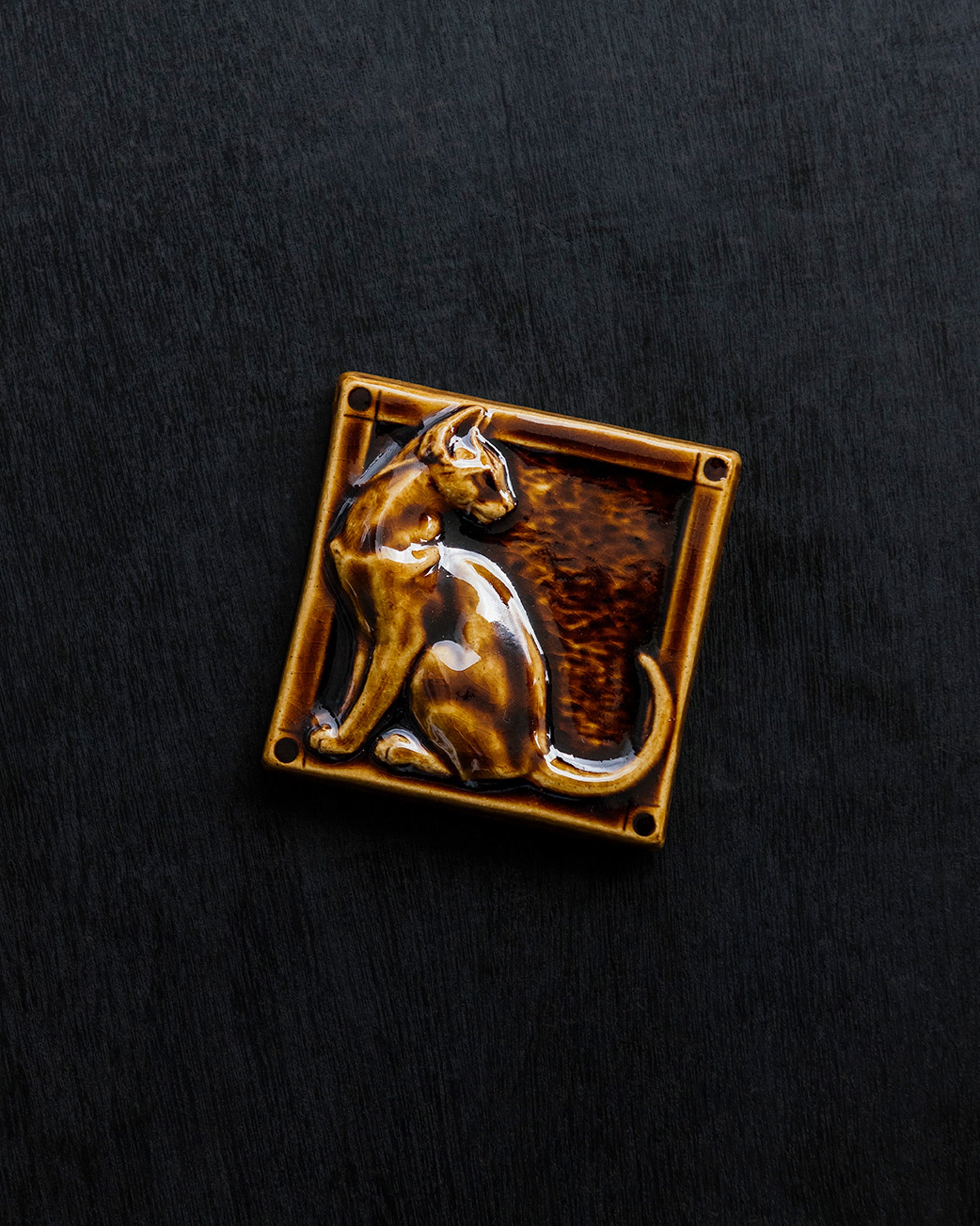Sculpted Cat Tile