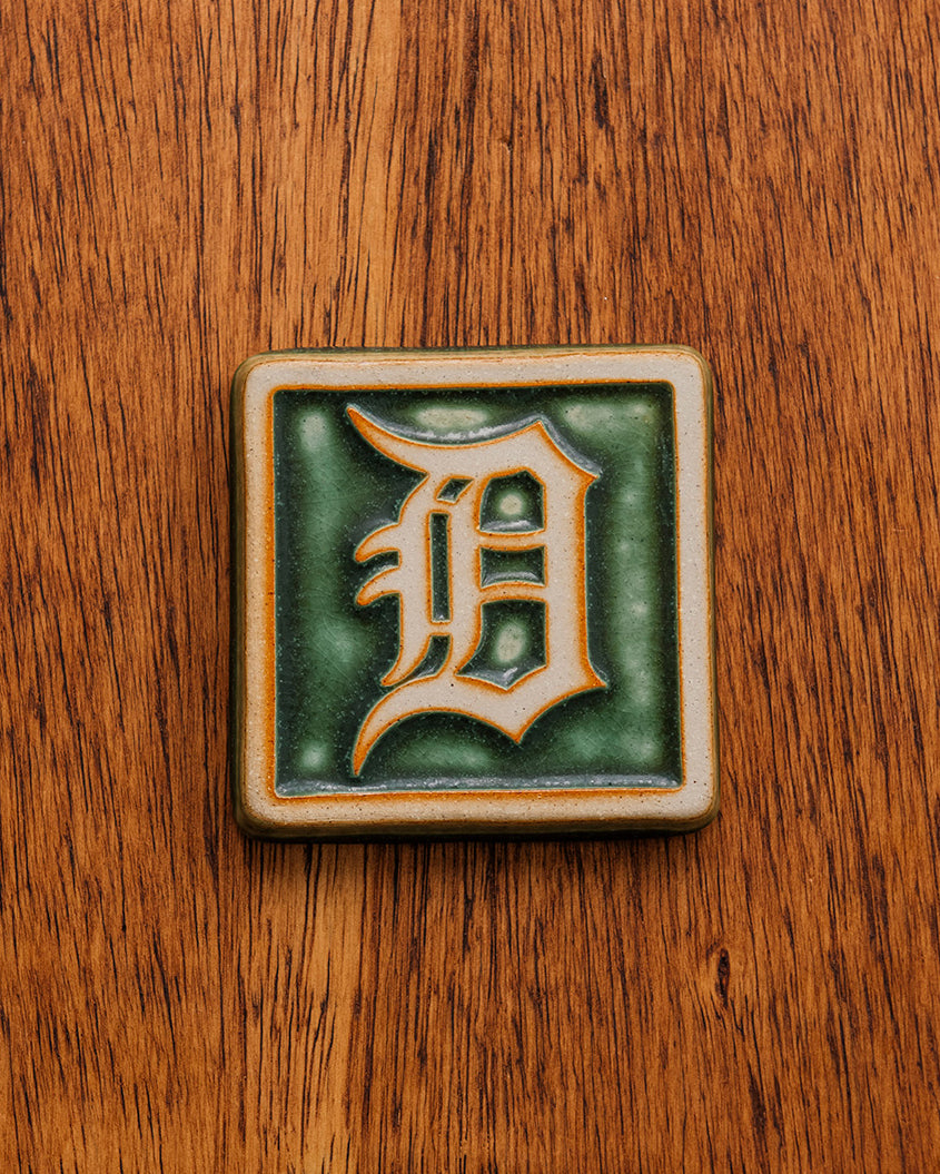 Tigers Old English 