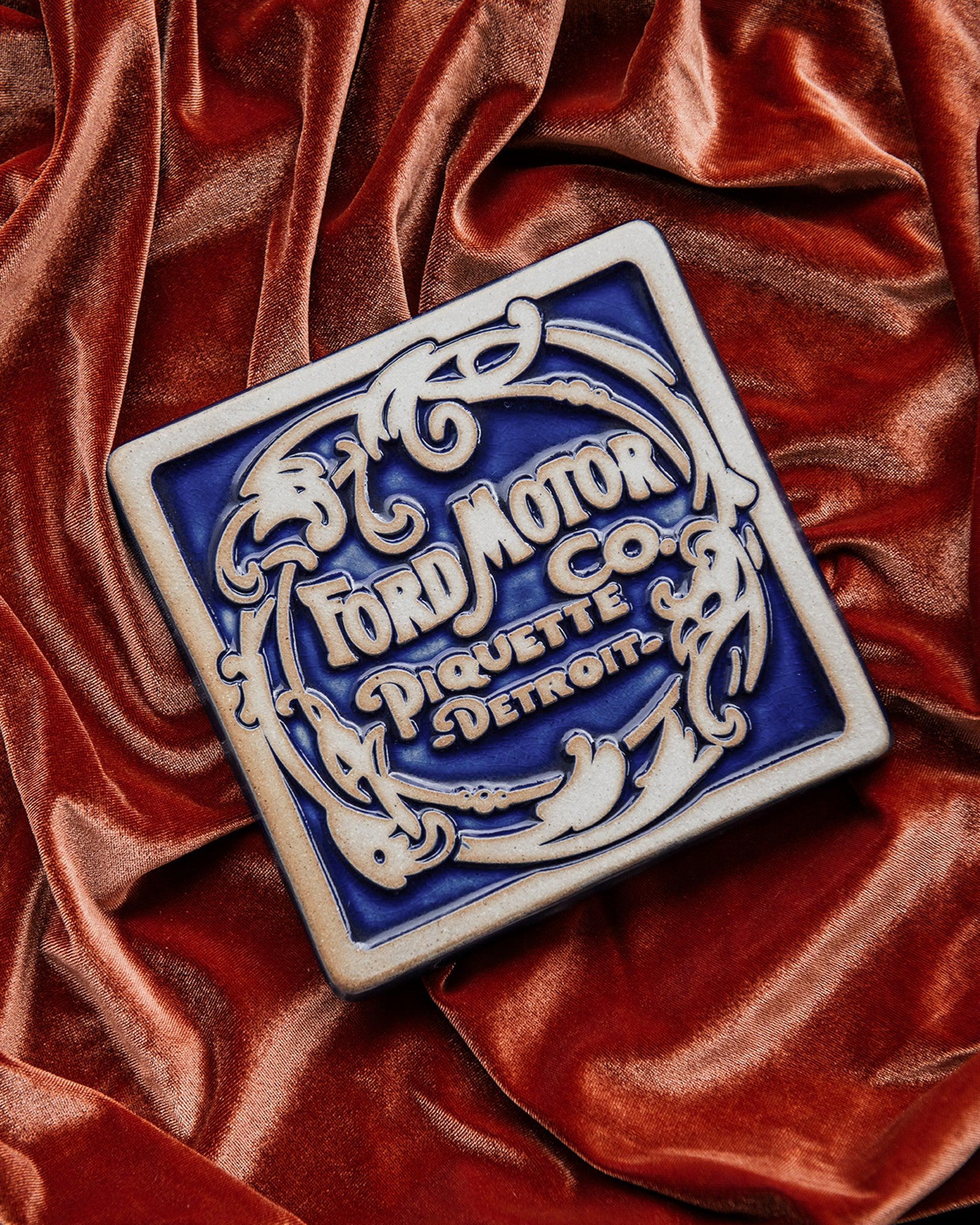 Ford Piquette Tile, Two-Tone