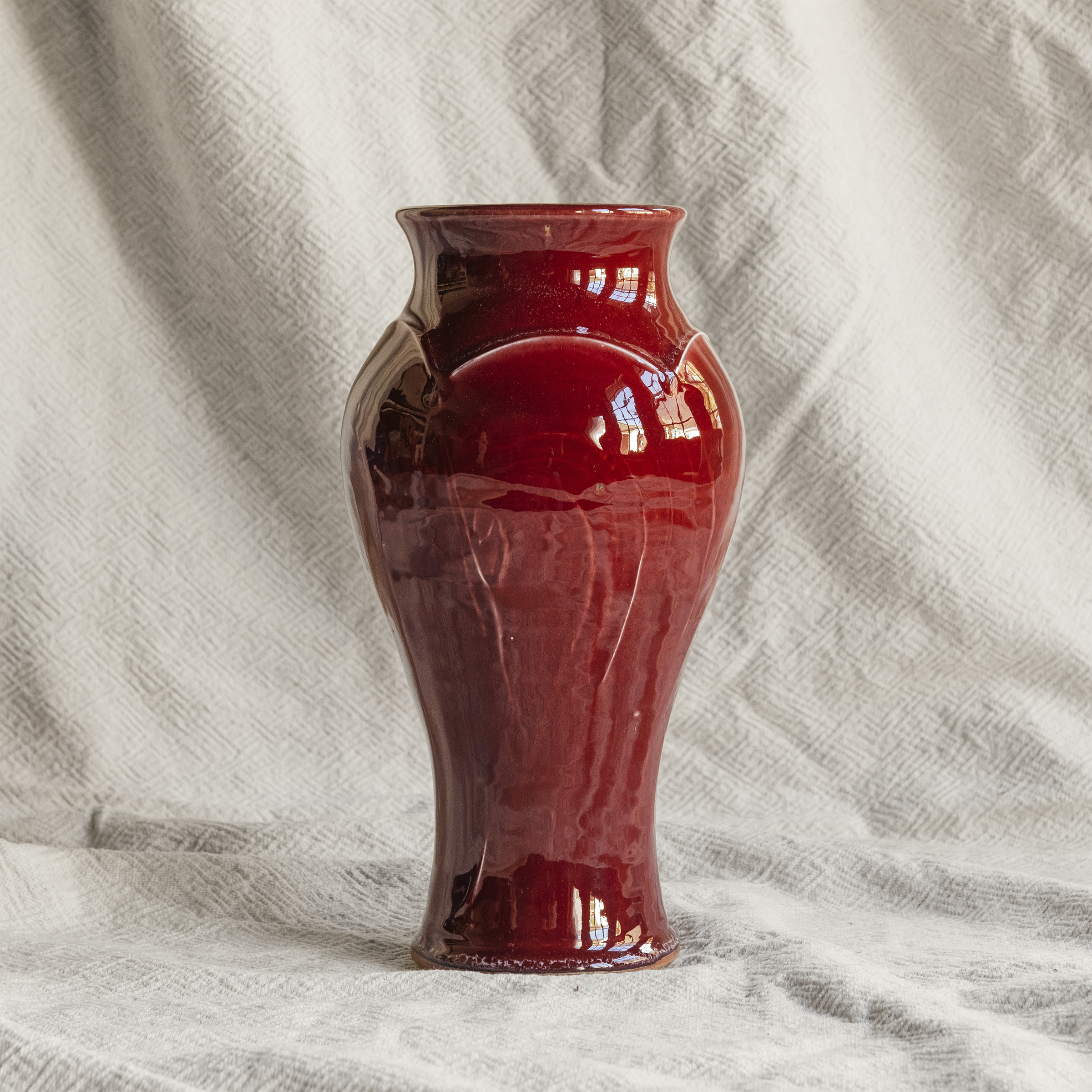 Large Classic Vase | Winterberry