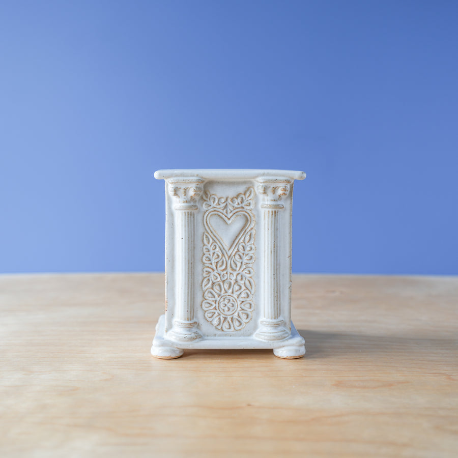 Simon | White Box Collection