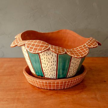 Gervais | Scalloped Planter