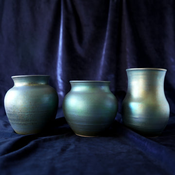 Mezza Vase | Matte Green Iridescent