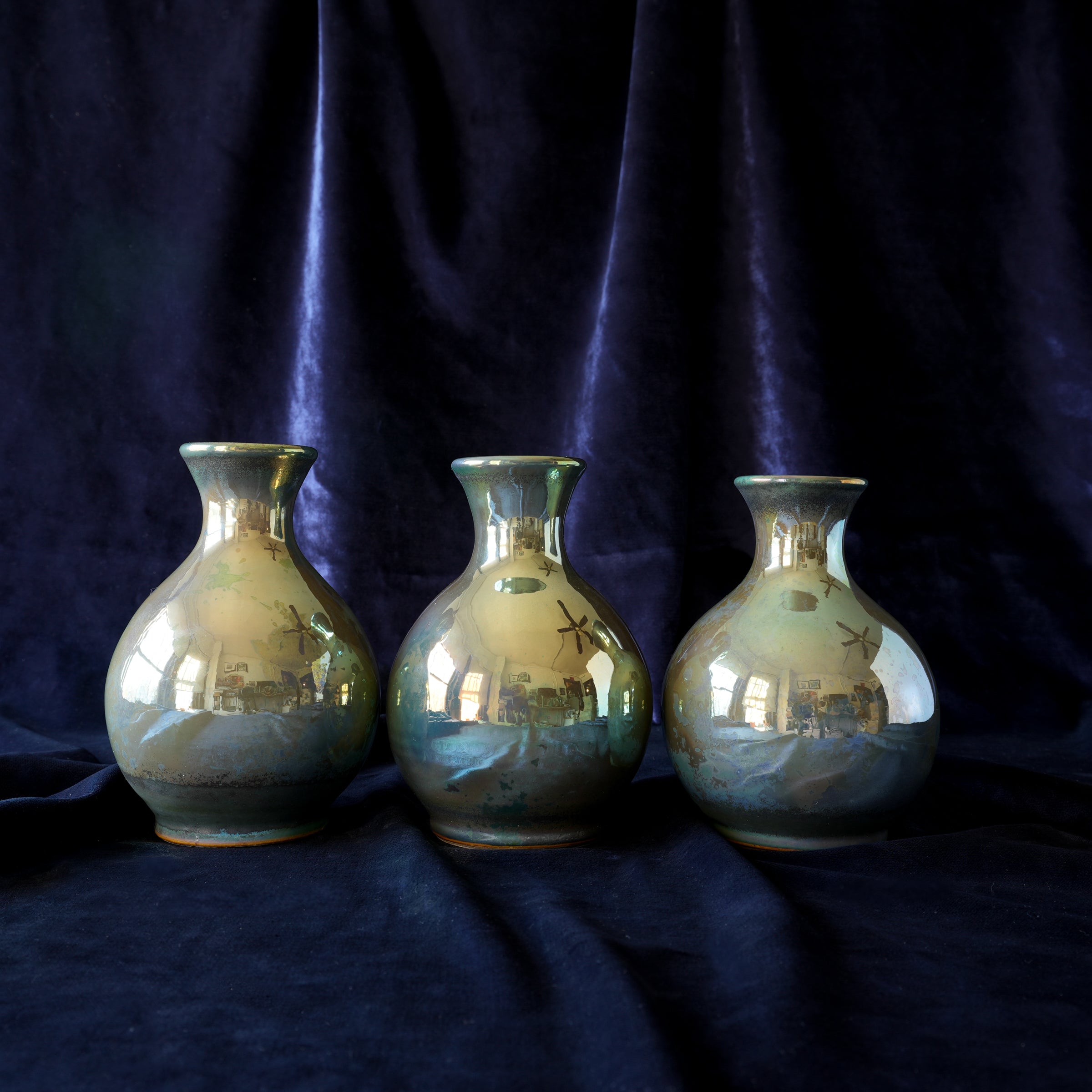 Classic Bud Vase | Matte Green Iridescent