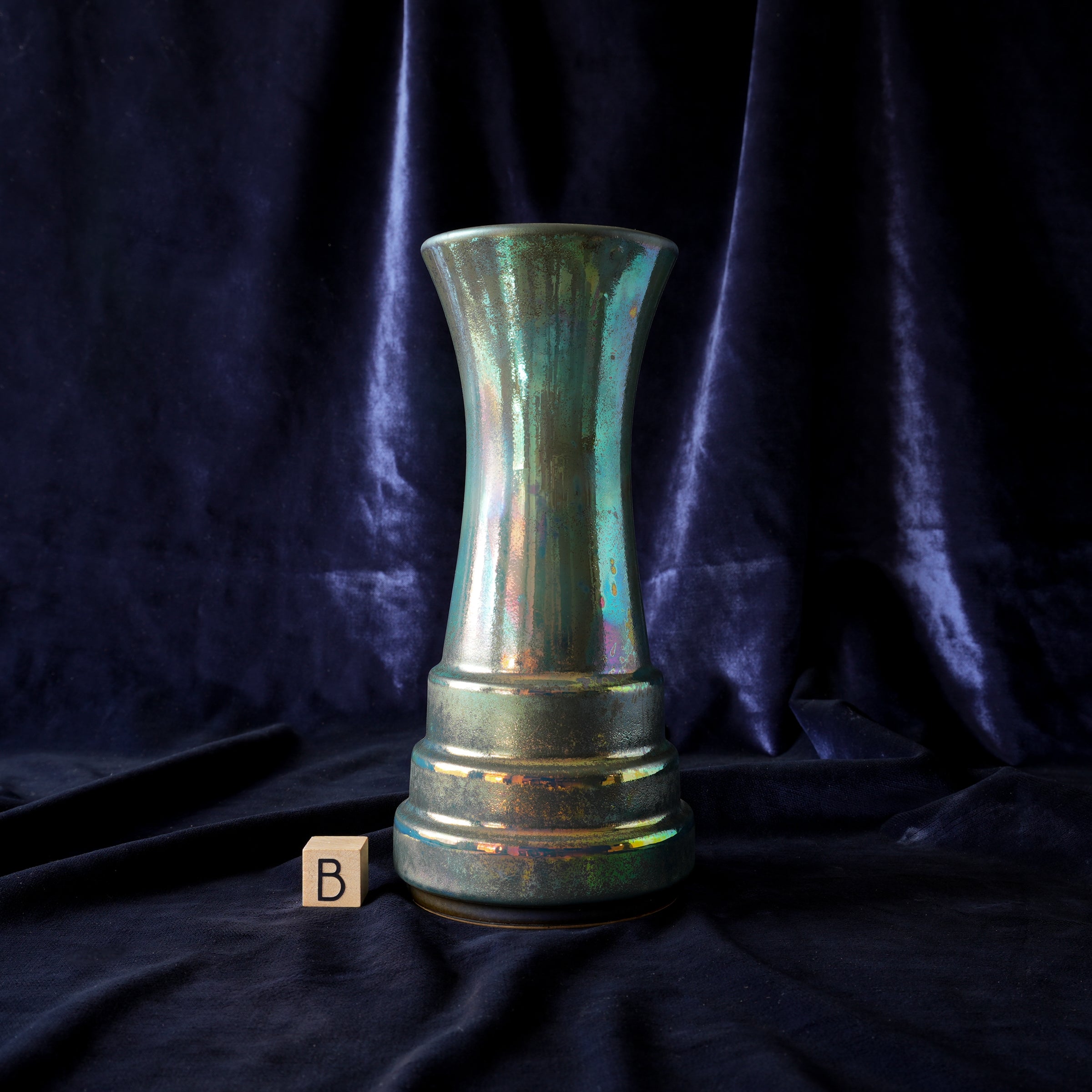 Step Vases | Matte Green Iridescent