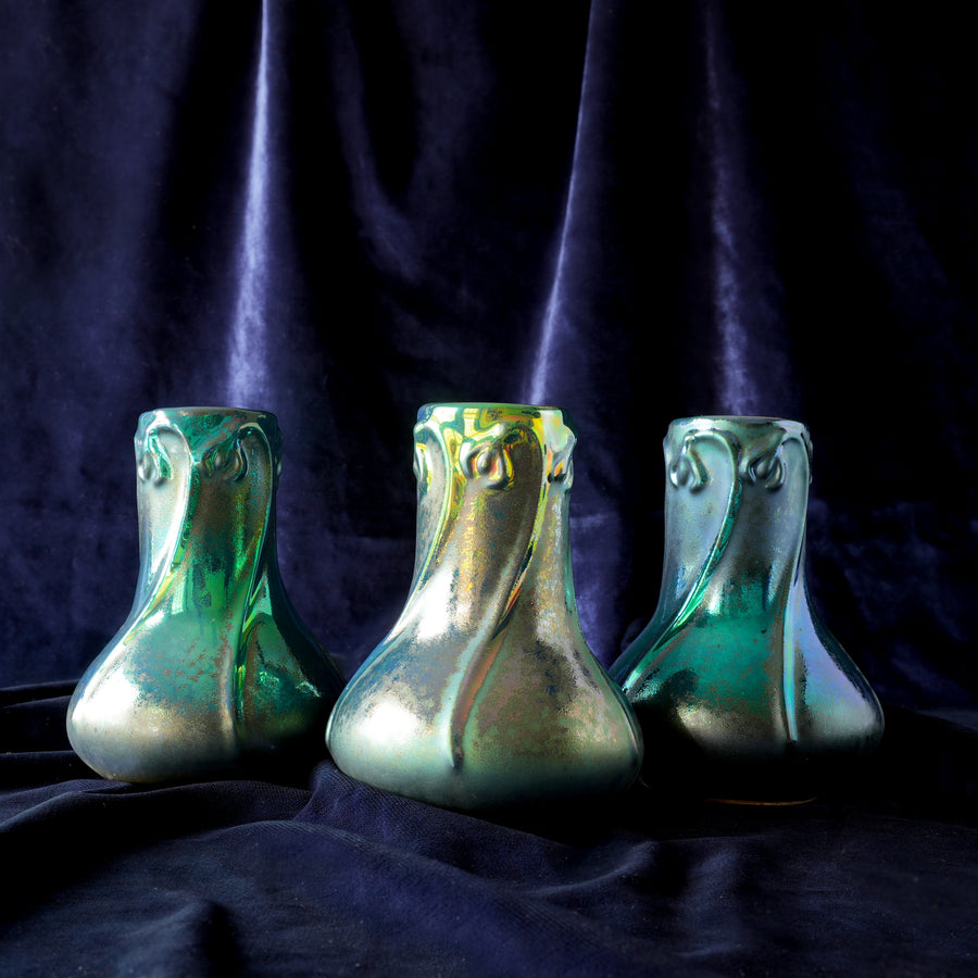 Snowdrop Vase | Iridescent