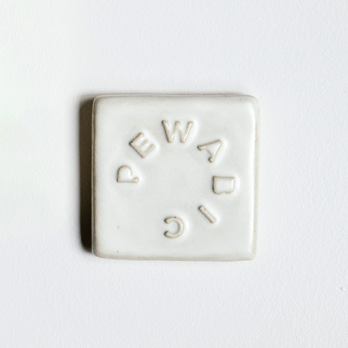 This tile features the satin finished white Alabaster glaze.