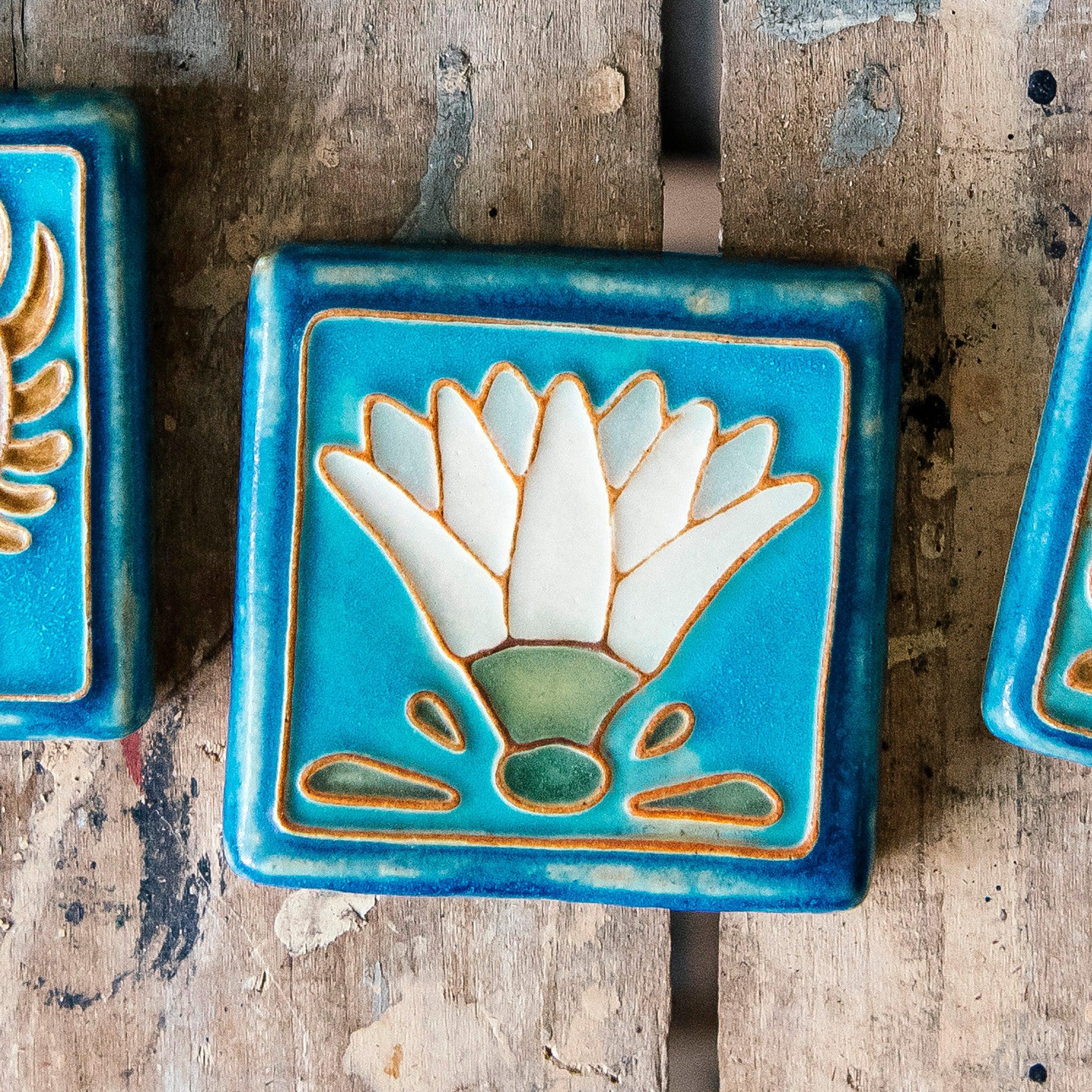 Style A features green details and a bright light blue background and darker blue border.