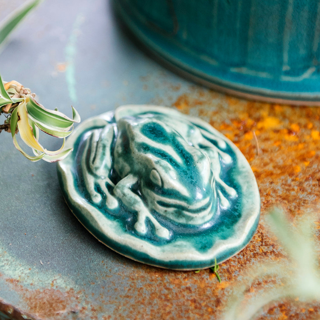 Paperweight Frog Frog Paperweight – Pewabic Pottery