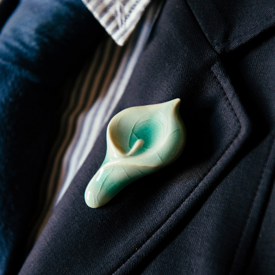 peace lily pin Calla Lily Pin – Pewabic Pottery
