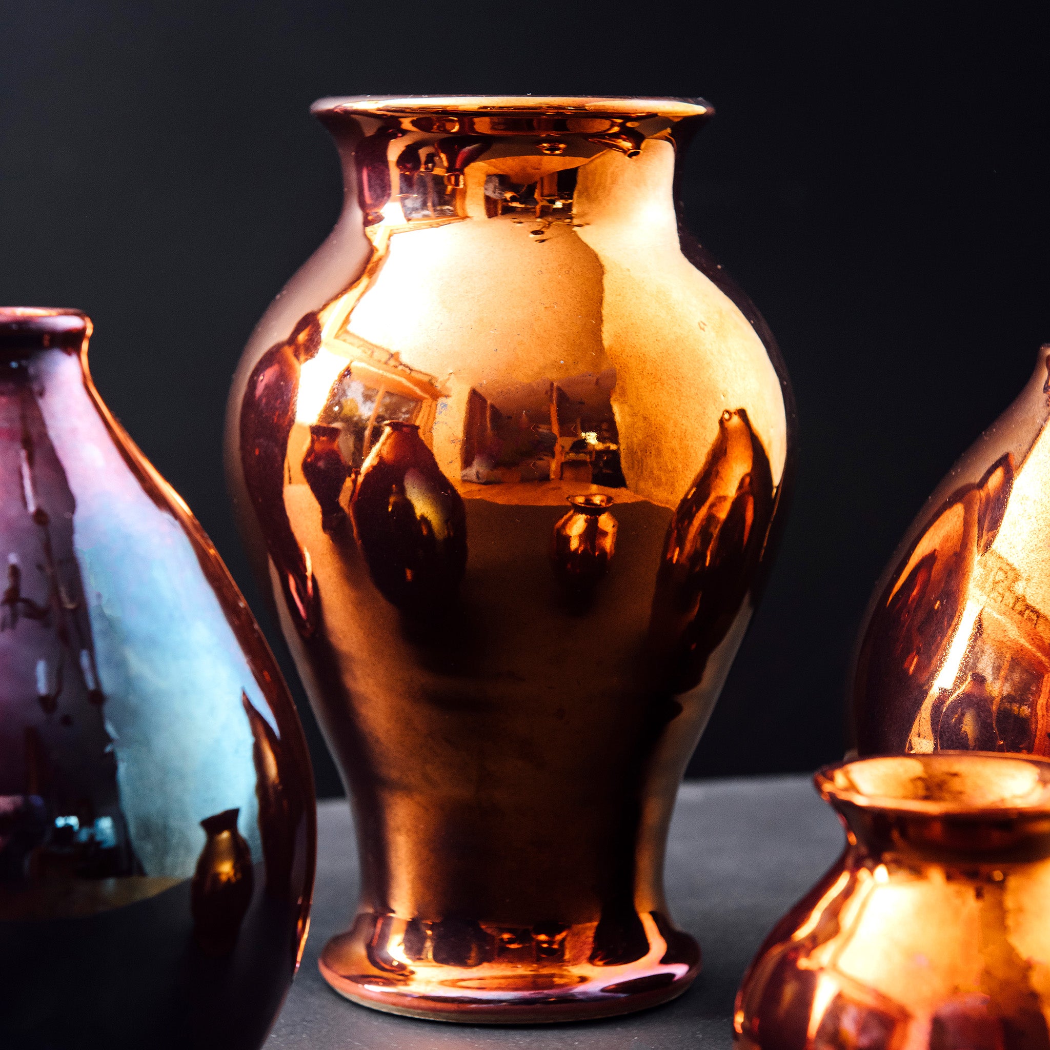 Medium Classic Vase | Iridescent
