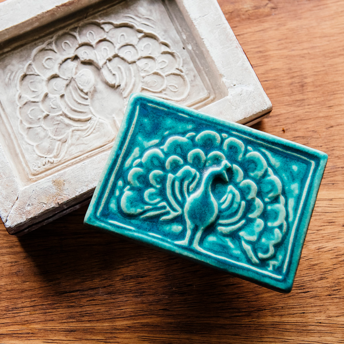 5x7 Historic Peacock Tile