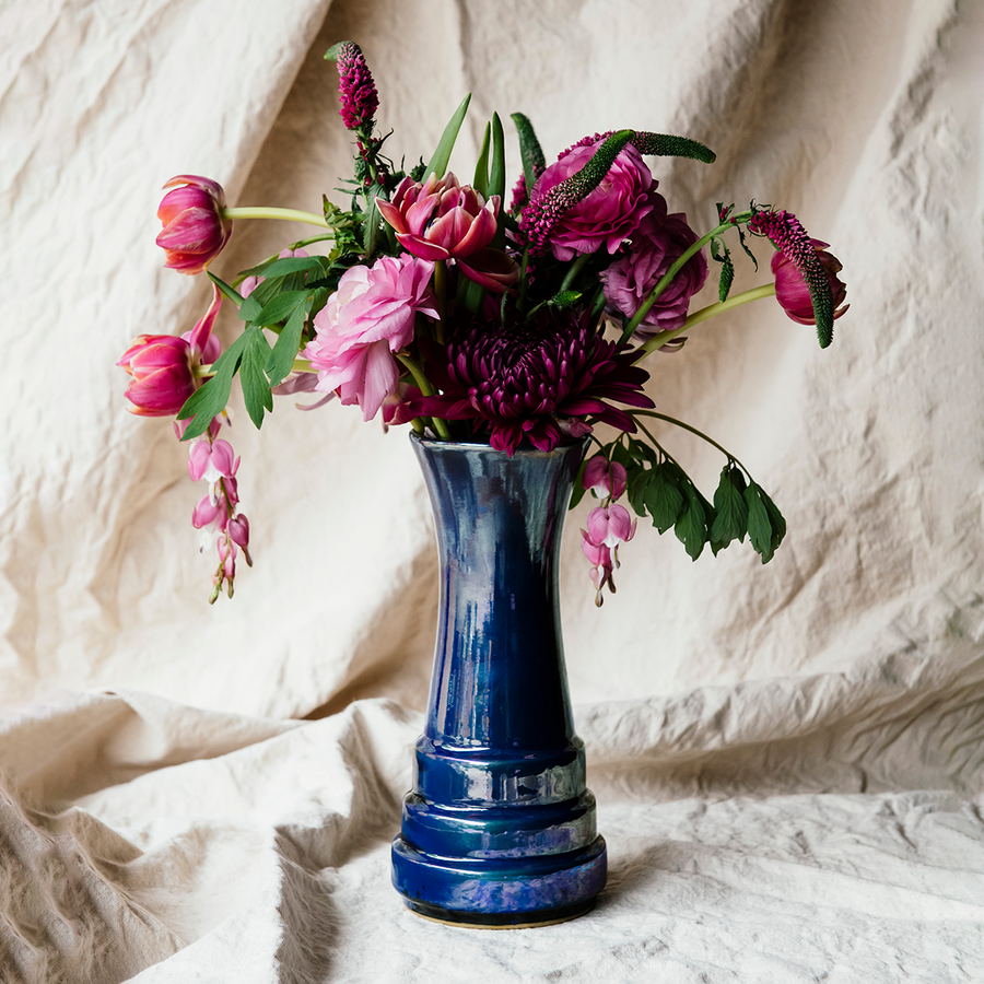 Step Vase | Iridescent