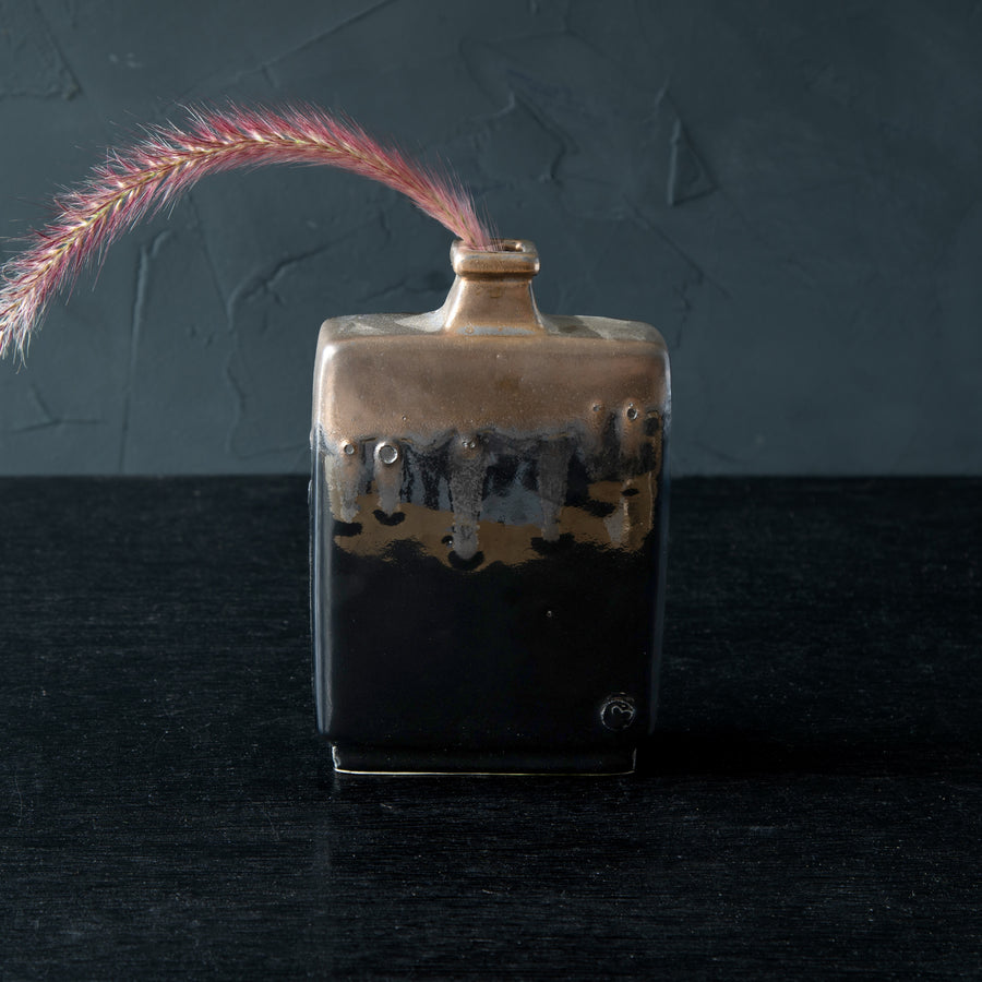 Simon | Black + Gold Bottle Collection
