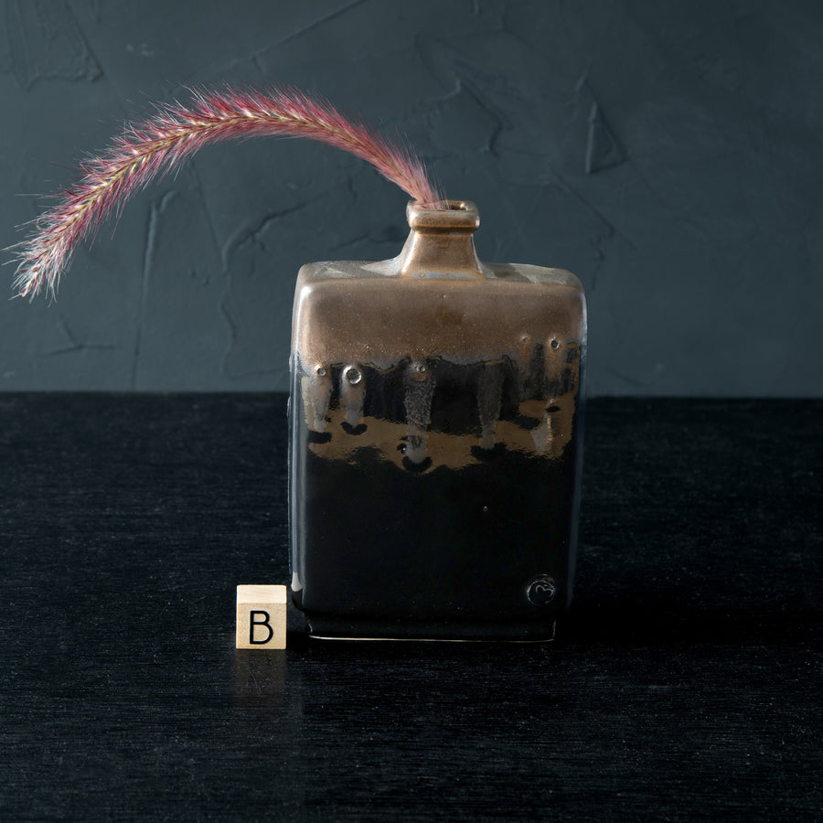 Simon | Black + Gold Bottle Collection