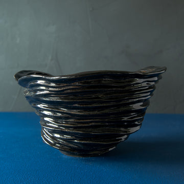 Helmer | Black Coil Vase