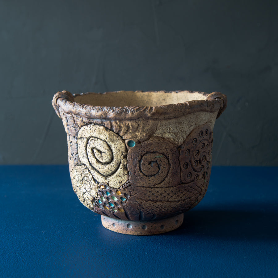 Salmeron | Carved Pot Collection