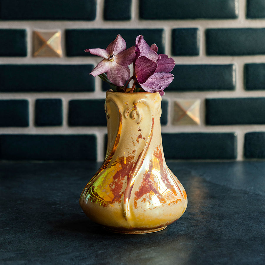 Snowdrop Vase | Iridescent – Pewabic Pottery