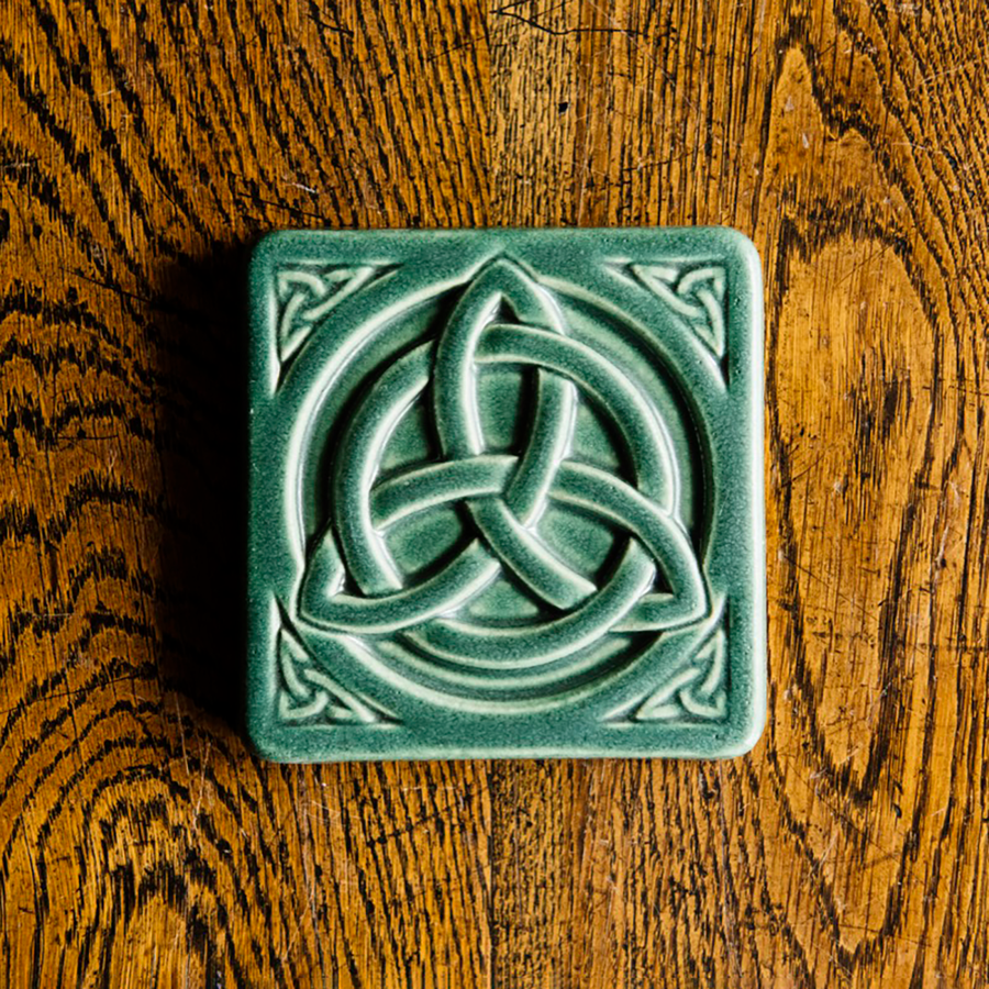 Trinity Knot Tile