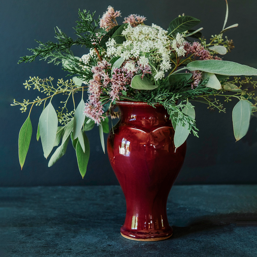 Small Classic Vase | Winterberry
