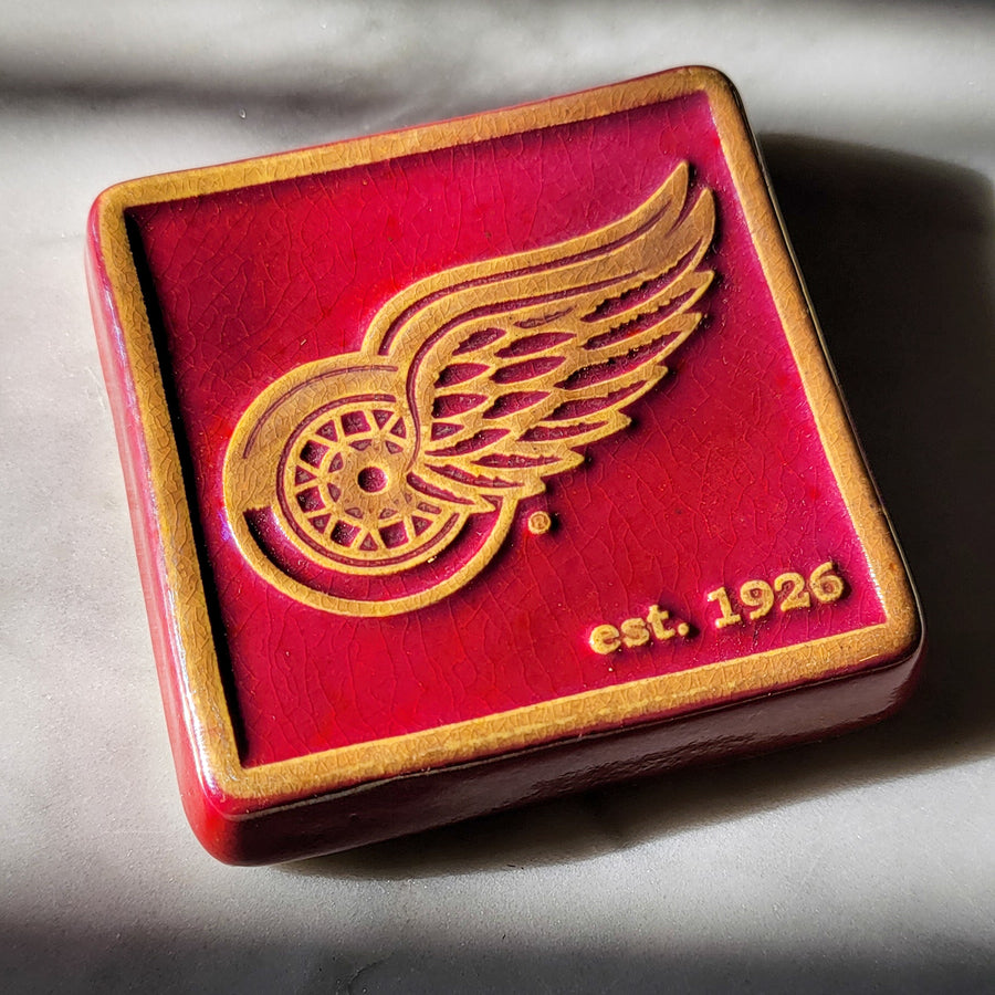 Red Wings Tile, Two-Tone Iridescent