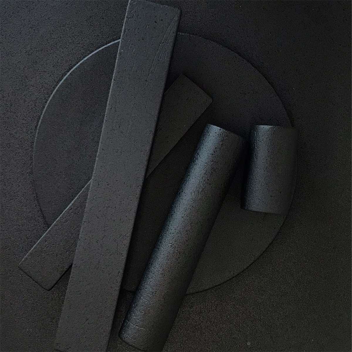 Ceramic Low Works (Platform Cover with Remnants)