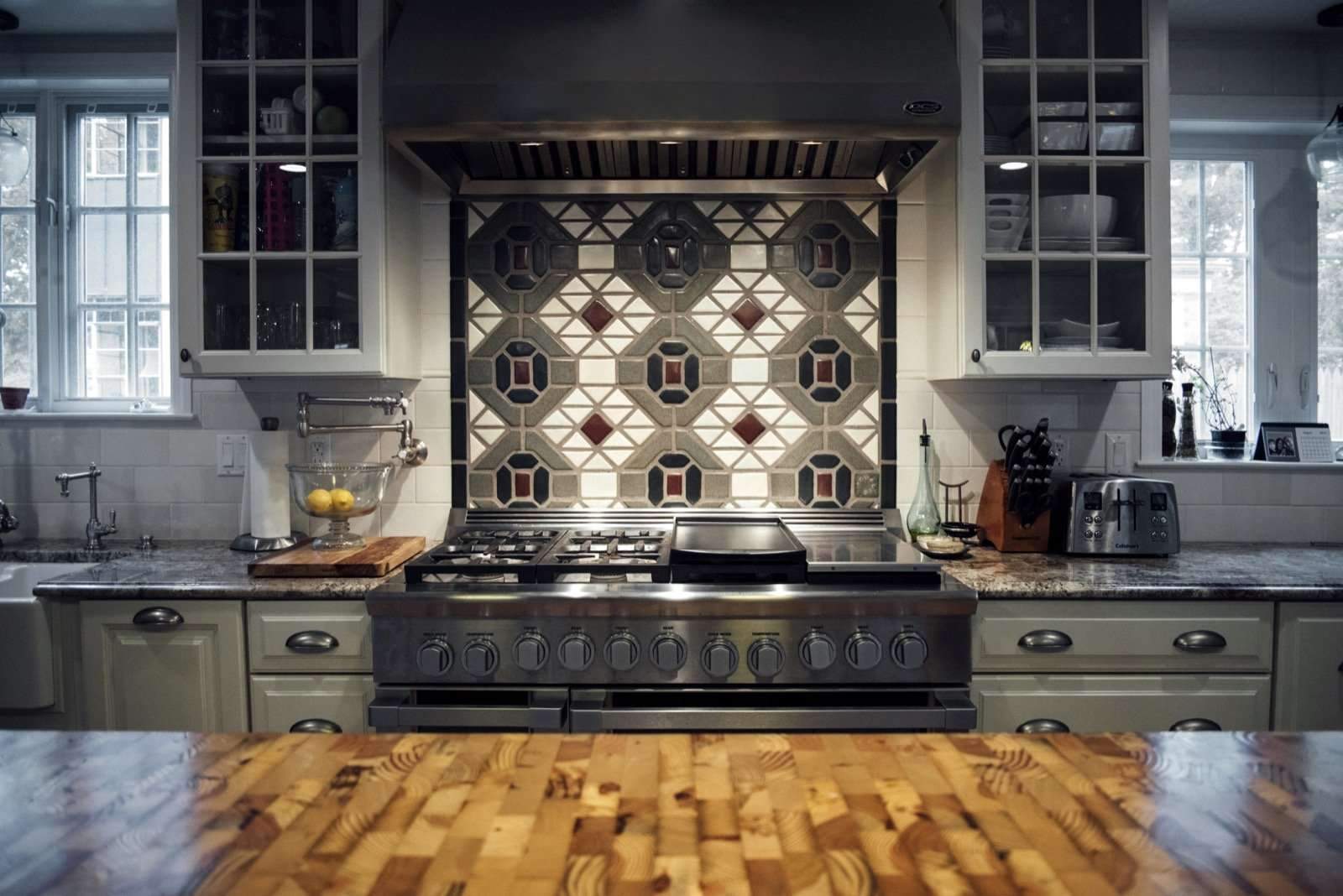 Guardian Building Tile Inspired Backsplash