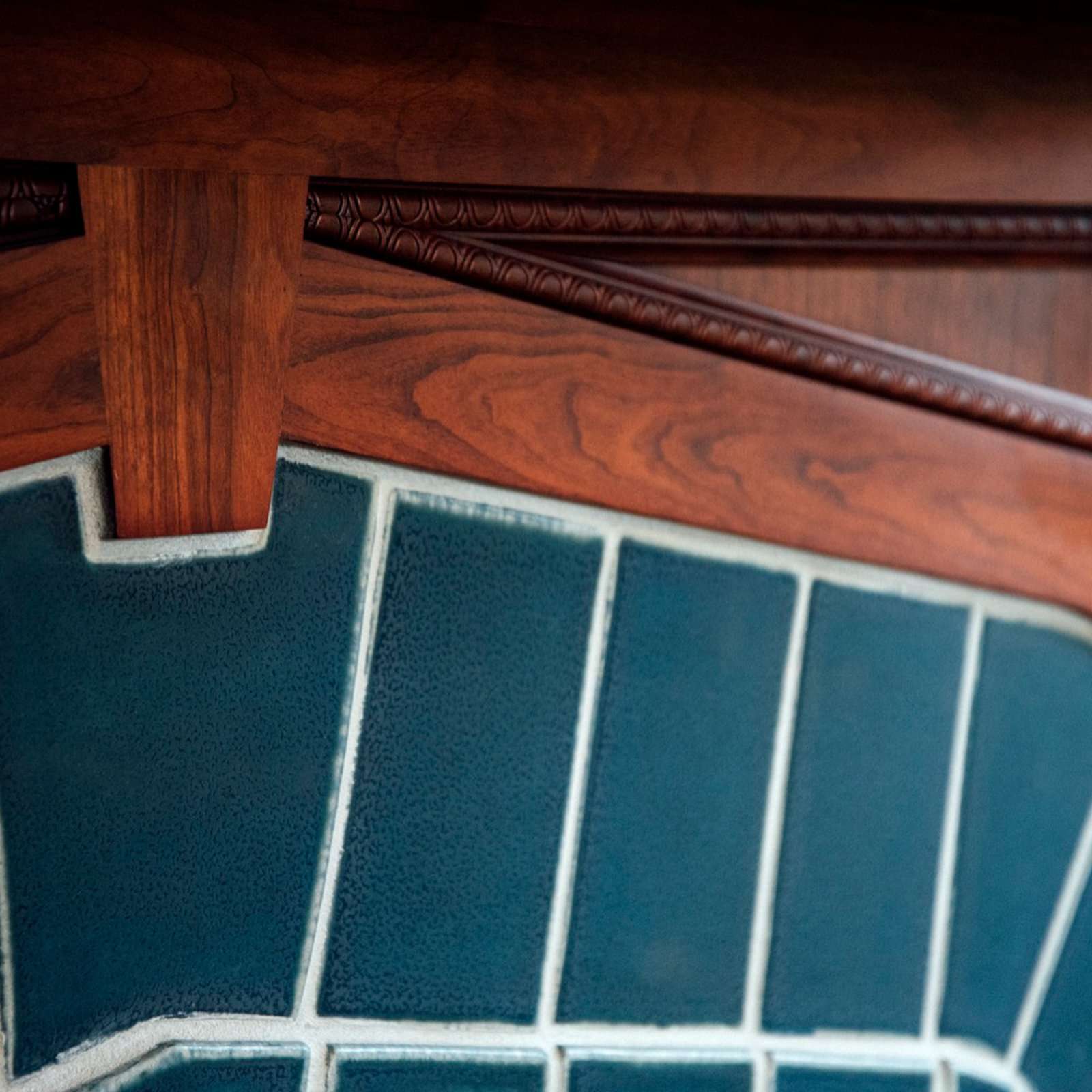 Ceramic Traditional Blue Fireplace