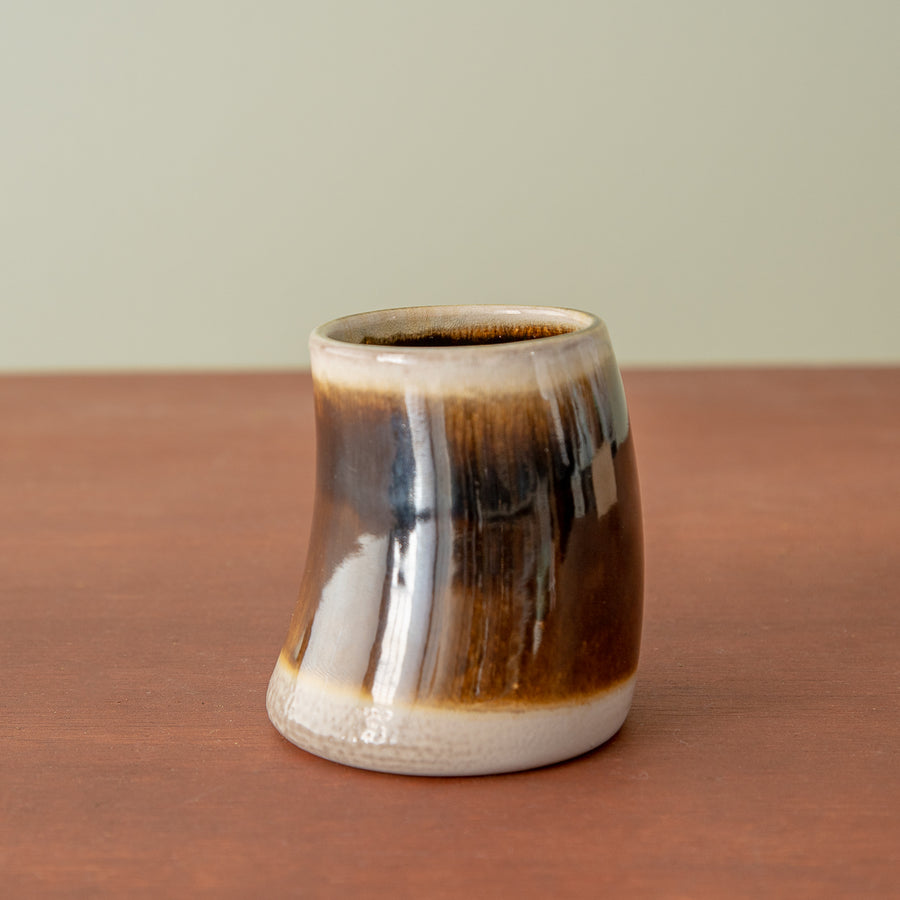 Arenivar-Gomez | Curved Cup Collection