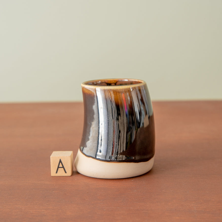 Arenivar-Gomez | Curved Cup Collection