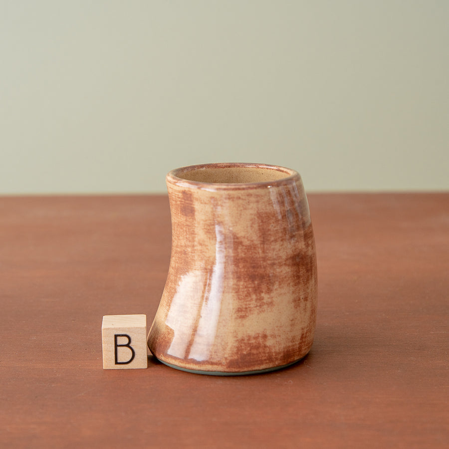 Arenivar-Gomez | Curved Cup Collection