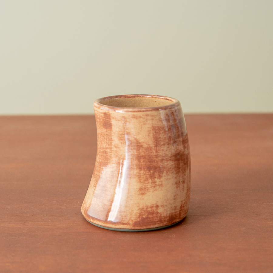Arenivar-Gomez | Curved Cup Collection