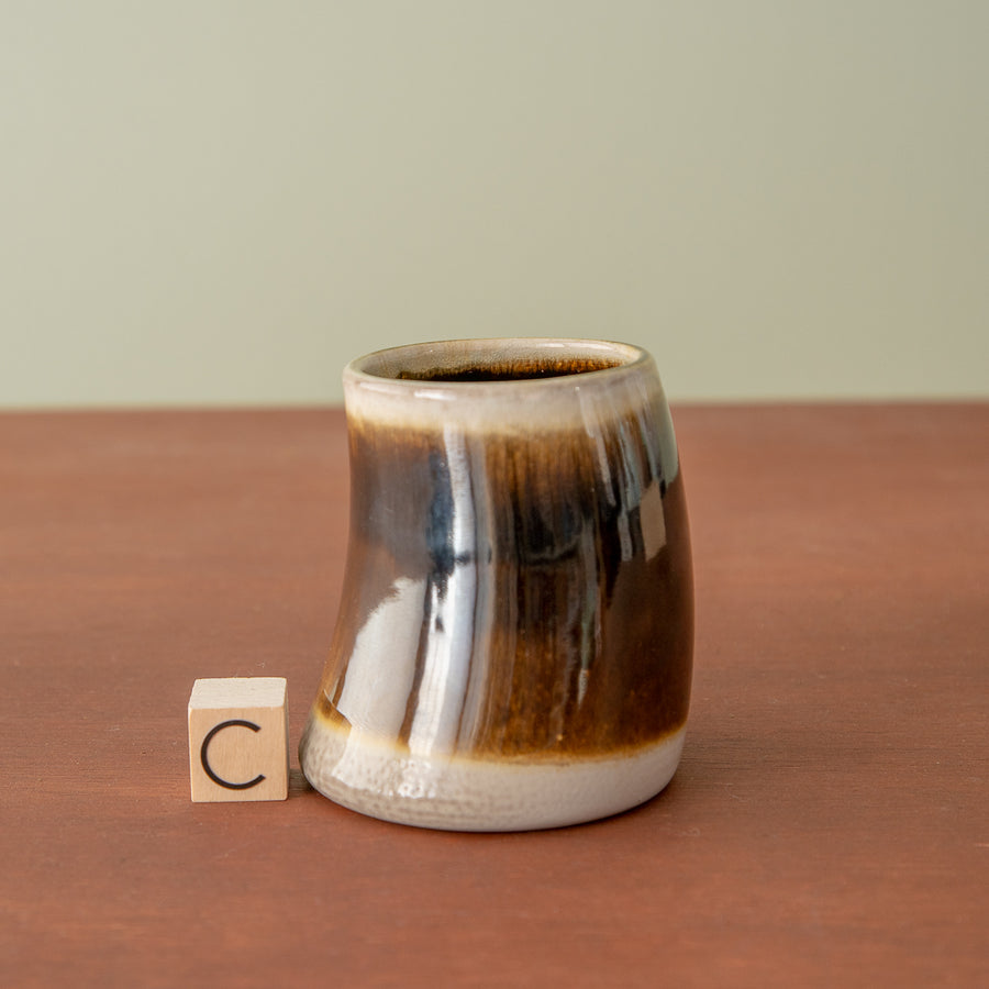 Arenivar-Gomez | Curved Cup Collection