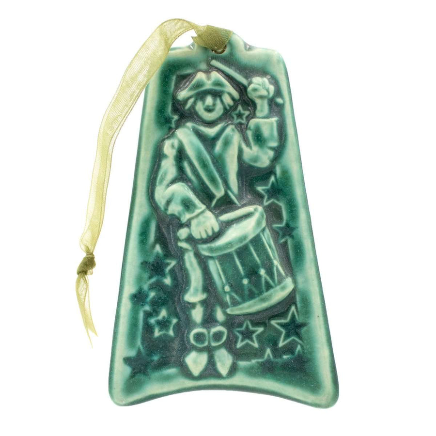 This ornament comes in a matte turquoise green glaze with a pale green ribbon.